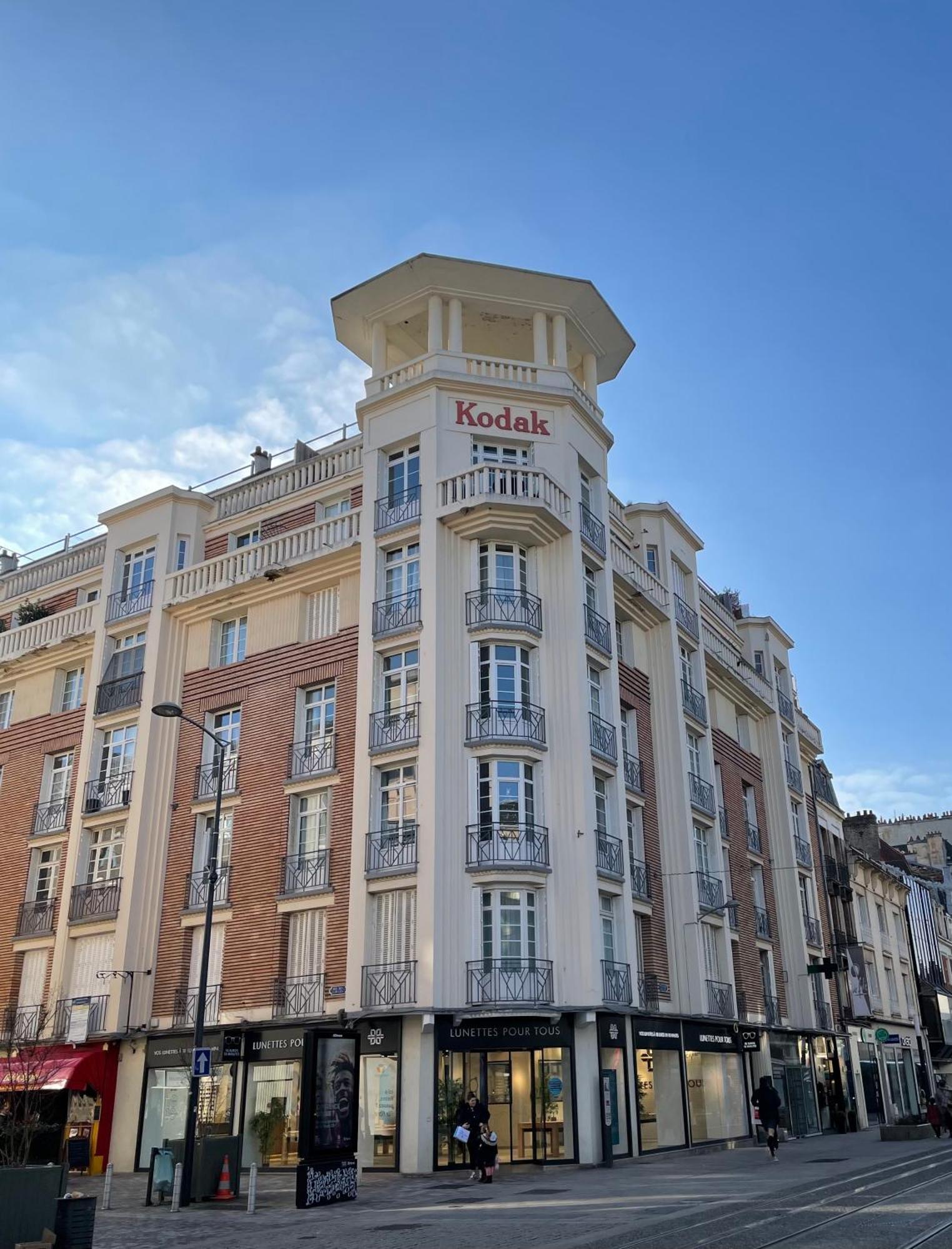 Clovis Apartamento Reims Exterior foto